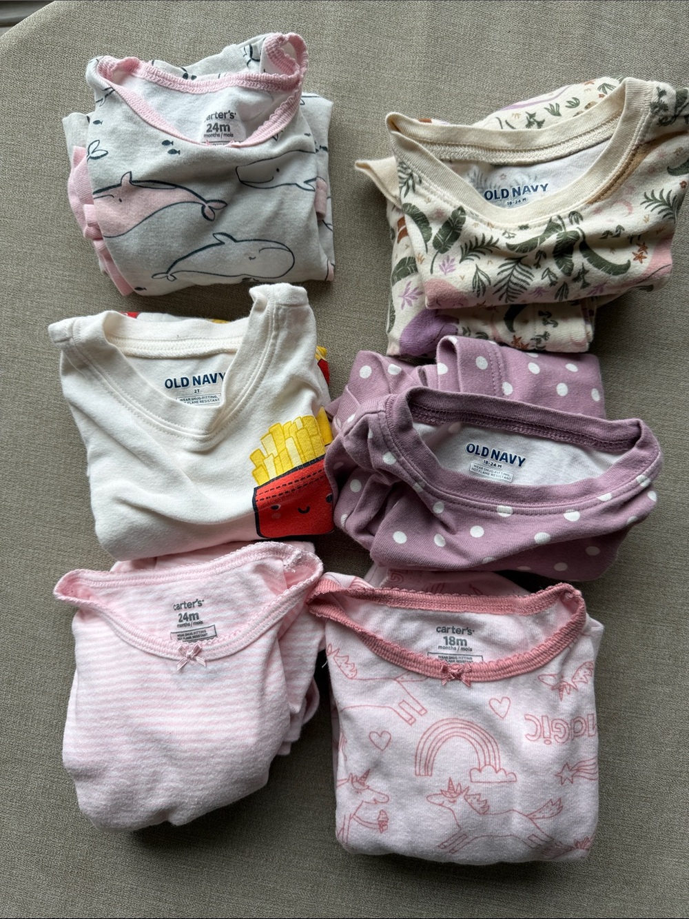 (6) piece pj bundle - 3 Old Navy 3 Carters